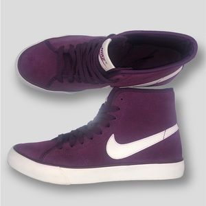 Nike Suede Sneakers